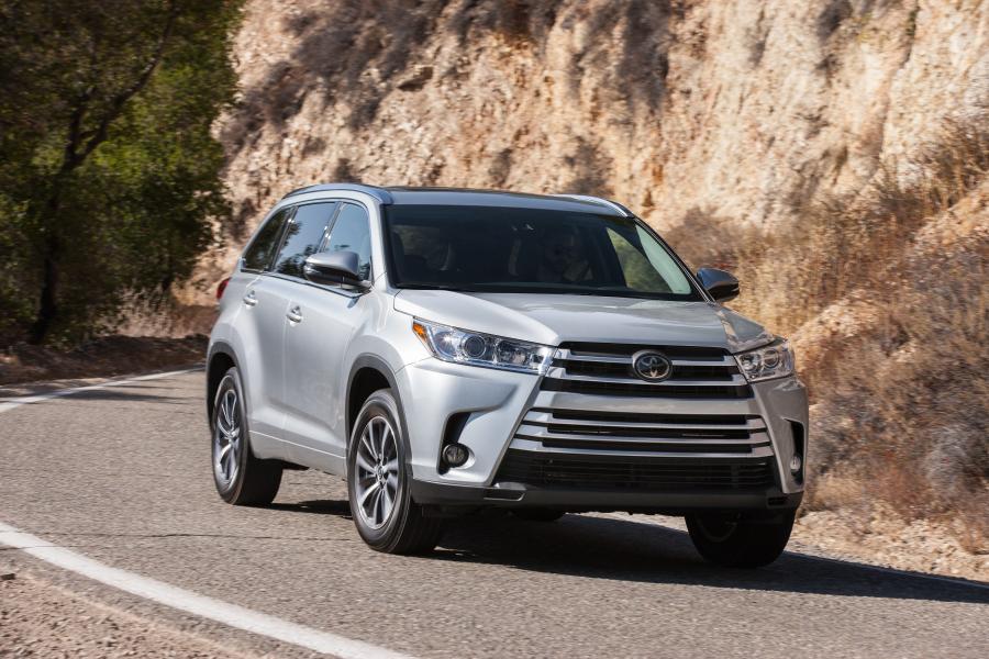  Toyota Highlander XLE 2016 года  (фото 8 из 18)